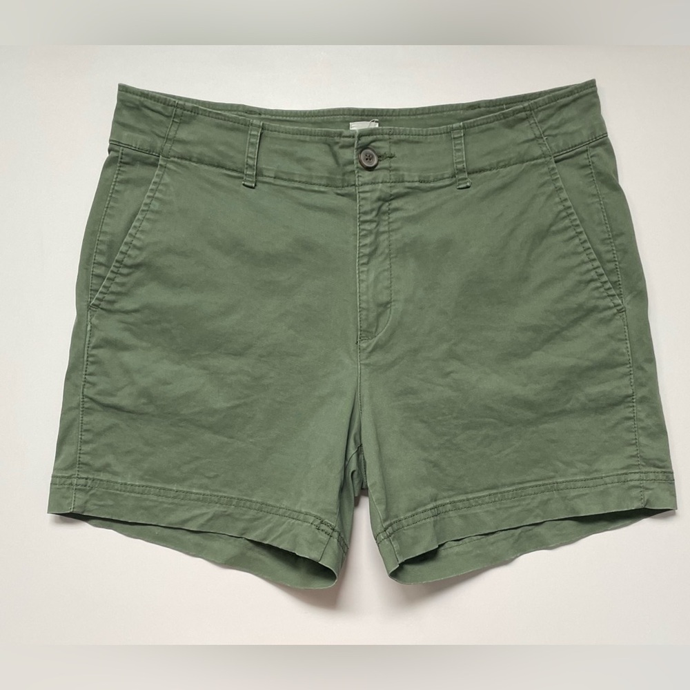 Gap Green 5” Short Pants For Womens